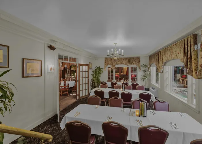 Lamies Inn & The Old Salt Tavern